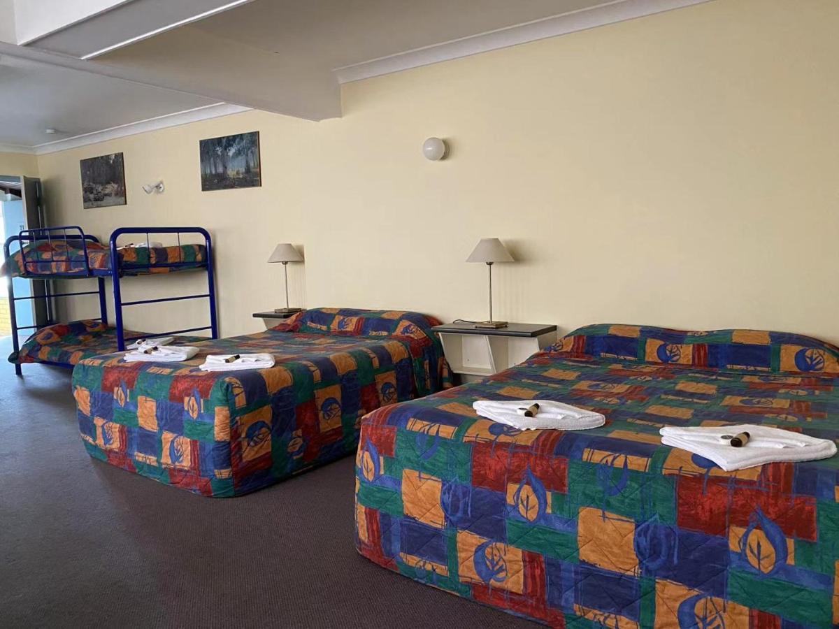 Gateway Motor Inn Narrandera Exterior foto