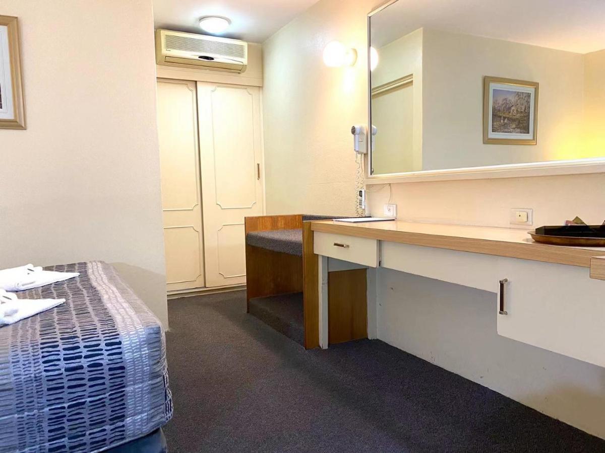 Gateway Motor Inn Narrandera Exterior foto